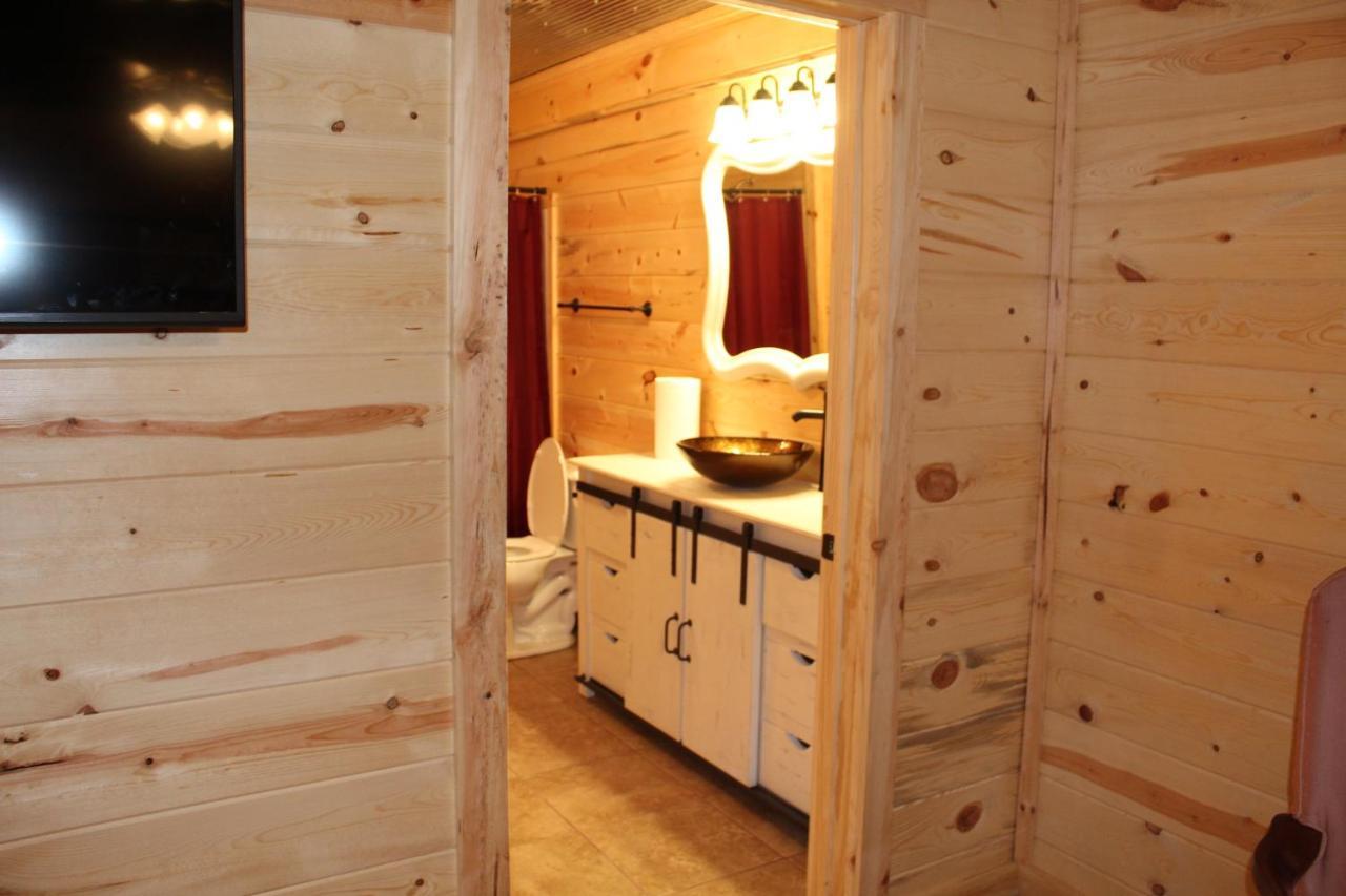Samantha'S Timber Inn Мурфрісборо Екстер'єр фото